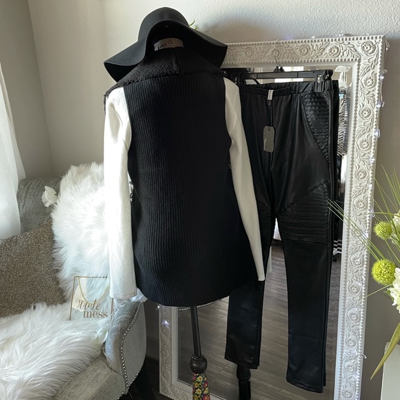 Metallic Sweater Vest Medium New - Picture 5 of 5